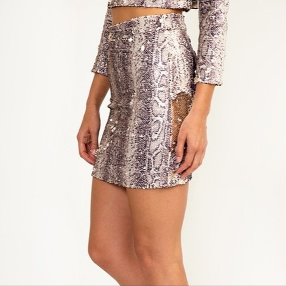 Color Changing Gold Snake Skirt